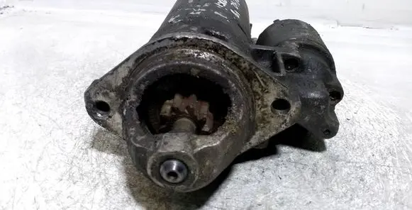 BMW 7 E38 Starter motor 0001110071