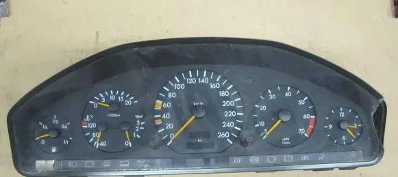 Mercedes-Benz S W140 Speedometer (instrument cluster) 1404405311