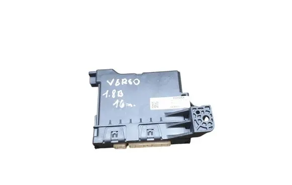 Toyota Verso Comfort/convenience module 886500F330 MB2774002341