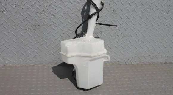 Hyundai i20 (BC3 BI3) Windshield washer fluid reservoir/tank HYUNDAI98610Q0000 98610Q0100