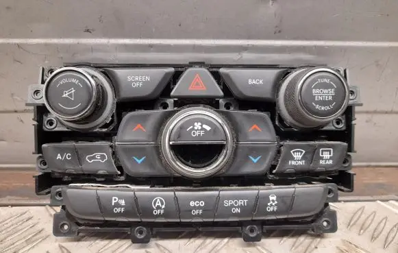 Jeep Grand Cherokee Climate control unit P68254006AI