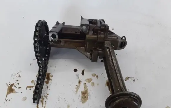 Renault Kangoo I Oil pump 150108069R