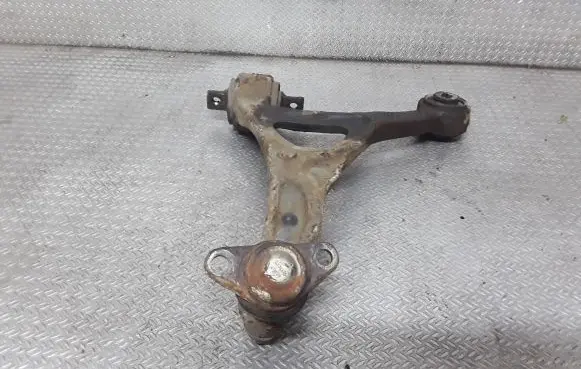 Volvo XC90 Front lower control arm/wishbone