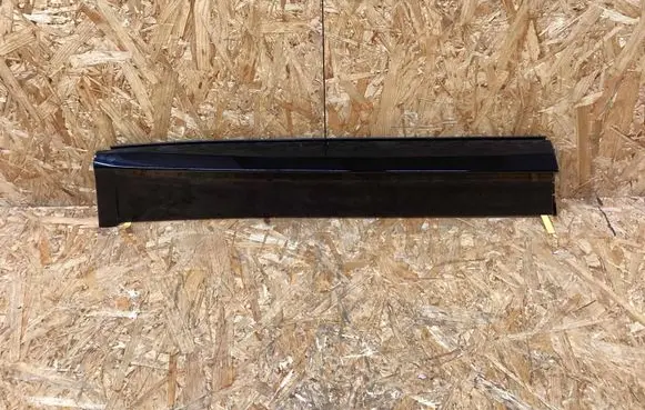 Porsche Cayenne (9Y0 9Y3) Trim molding 9y0839095eyg2x 9y0839095e