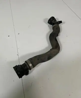 BMW X5 F15 Engine coolant pipe/hose 7811857