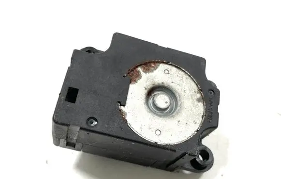 Renault Modus Air flap motor/actuator 2411071A N104722T 1000077010
