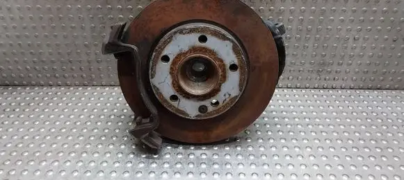 Mercedes-Benz A W168 Front wheel hub spindle knuckle 6813