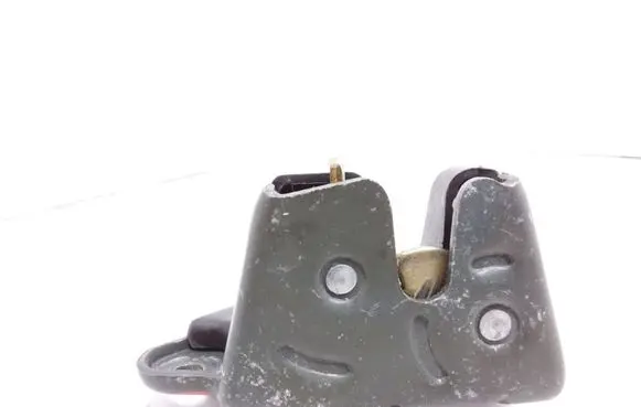 Fiat Punto (176) Tailgate/trunk/boot lock/catch/latch