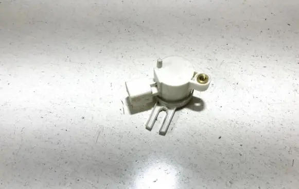 Clutch pedal sensor