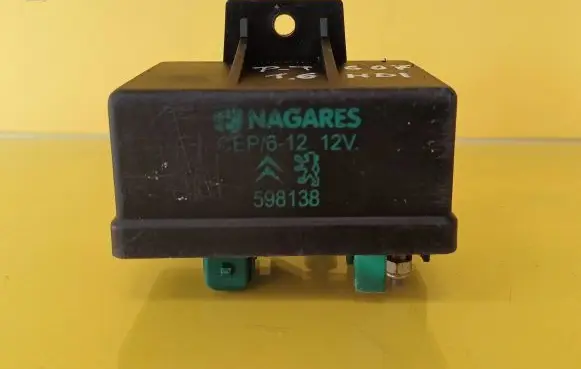 Peugeot 607 Glow plug pre-heat relay 598138