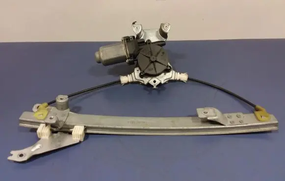 Nissan Primera Rear door window regulator with motor 400601
