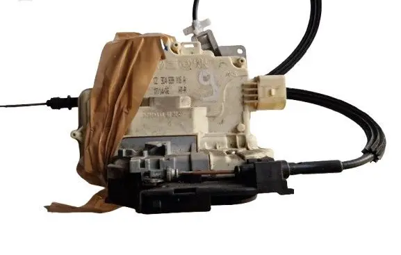 Volkswagen PASSAT B6 Sliding door lock 3C4839016A