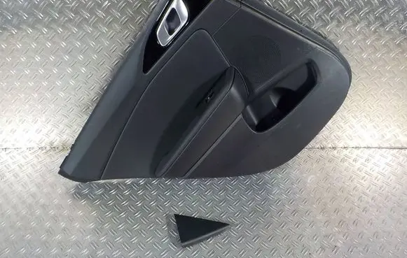 KIA Ceed Coupe rear side trim panel 83350J7010 5DRCA