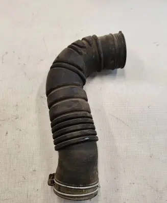 Toyota Hilux (AN10, AN20, AN30) Air intake hose/pipe 178810L110