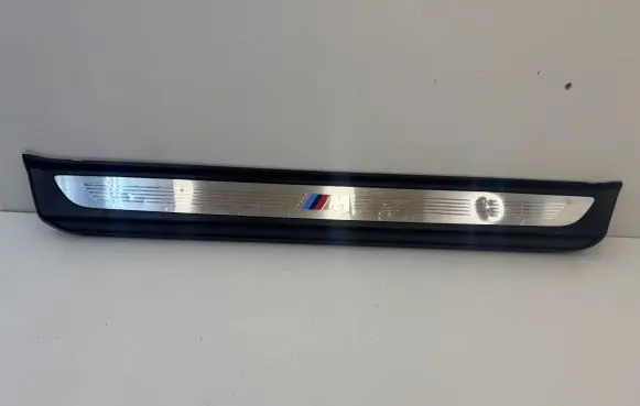 BMW 6 F12 F13 Front sill trim cover 8051706