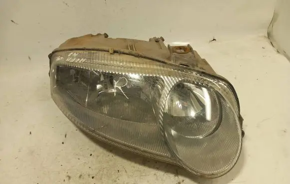 Alfa Romeo 147 Headlight/headlamp