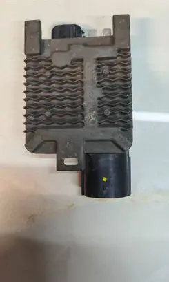 Volvo V40 Coolant fan relay 940009301 560002434012