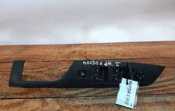 Mazda 6 Front door window switch trim GS1D684L6