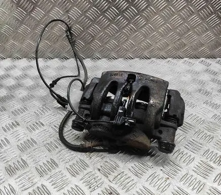 Mercedes-Benz Vito Viano W447 Front brake caliper A4474210211