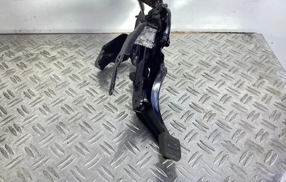 Lexus RX 450H Handbrake/parking brake lever assembly