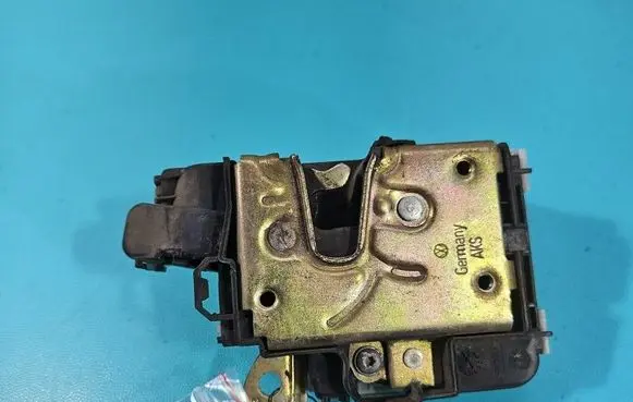 Seat Cordoba (6K) Front door lock 6K1837015G IMPRK1595321