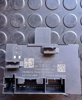 Porsche Macan (95B) Door control unit/module 4H0959795P 4H0959795J A2C7325440800
