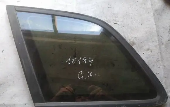 Audi A3 S3 8P Rear side window as2
