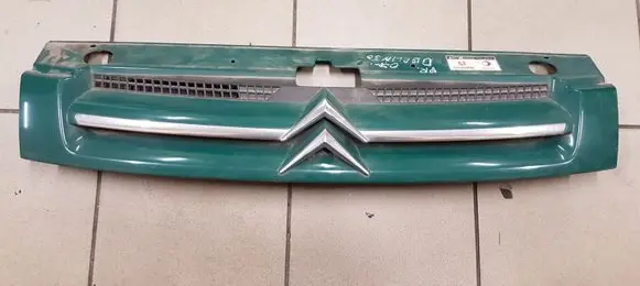 Citroen Berlingo Front bumper upper radiator grill 9644758177