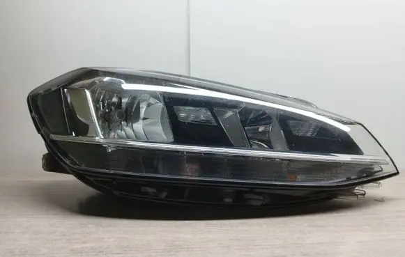 Volkswagen Golf VII Headlight/headlamp 5G1941006D