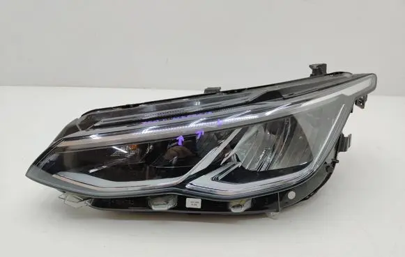 Volkswagen Golf VIII Headlight/headlamp 5H1941005C