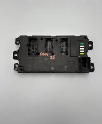 BMW 3 F30 F35 F31 Central body control module 9374510 00000F4D