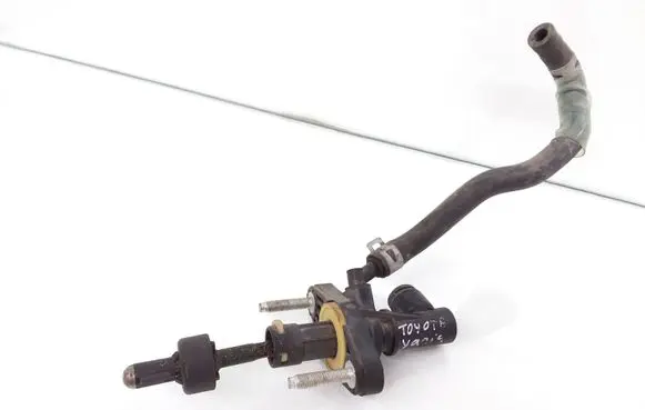 Toyota Yaris Clutch master cylinder 314200D110F2 060324 314200D110