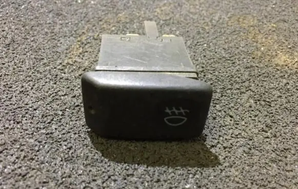 Volkswagen Golf III Fog light switch 191941535