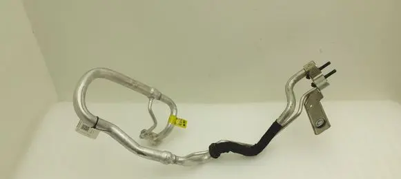 Jeep Grand Cherokee Air conditioning (A/C) pipe/hose 68217214AD