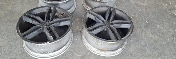 R20 alloy rim