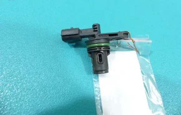 Renault Captur Camshaft position sensor 237312832R IMPRK796383