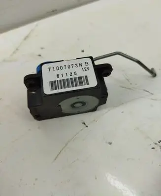 Subaru XV Air flap motor/actuator T1007073NB