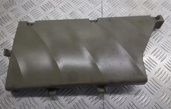 Mitsubishi Grandis Engine cover (trim) MN171623