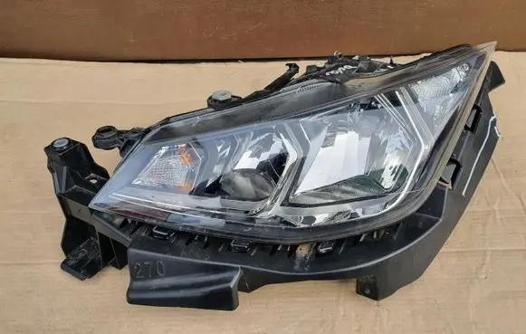 Seat Ibiza V (KJ) Headlight/headlamp 6F1941005D