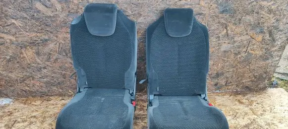 Citroen C4 Grand Picasso Second row seats 