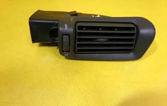Dashboard side air vent grill/cover trim
