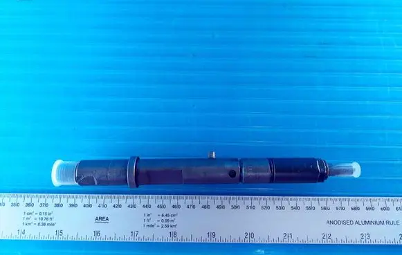 Audi A6 S6 C5 4B Fuel injector 059130201A 0432133825