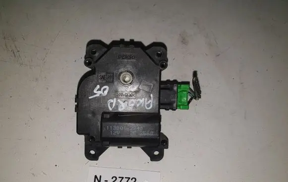 Honda Accord A/C air flow flap actuator/motor 113002340