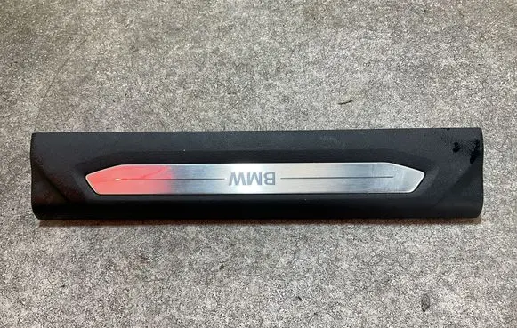 BMW 2 F44 Front sill trim cover B000831 7489947