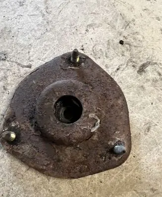 Mitsubishi Space Star Front upper strut mount 