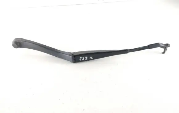 Mercedes-Benz E W212 Front wiper blade arm A2128201344