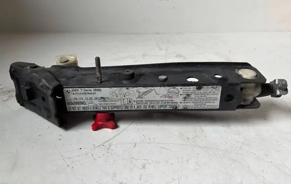 BMW 7 E65 E66 Lift Jack 10817410