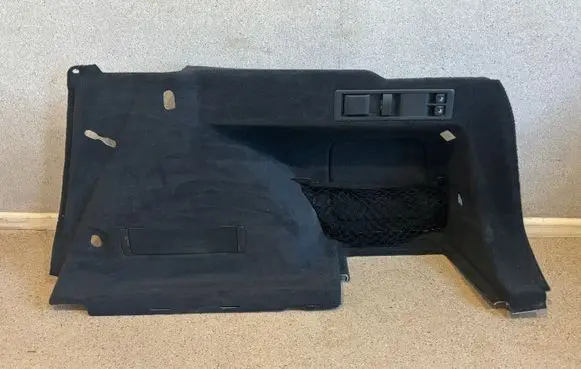 Trunk/boot side trim panel