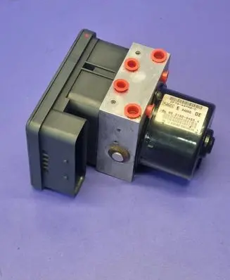 Mazda 2 ABS Pump DF74437A0D 06210909403 A426G