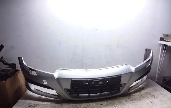 Opel Astra H Front bumper